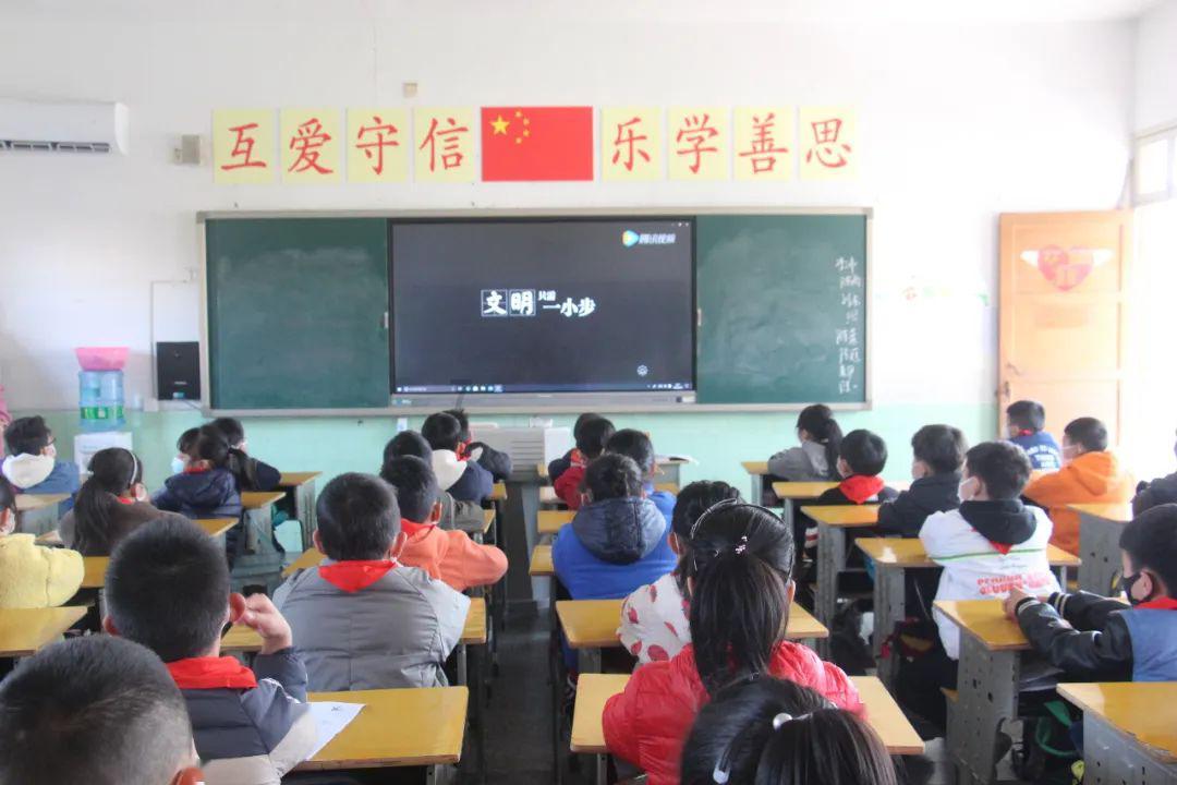 石嘴山市社会福利院召开支委会换届选举大会
