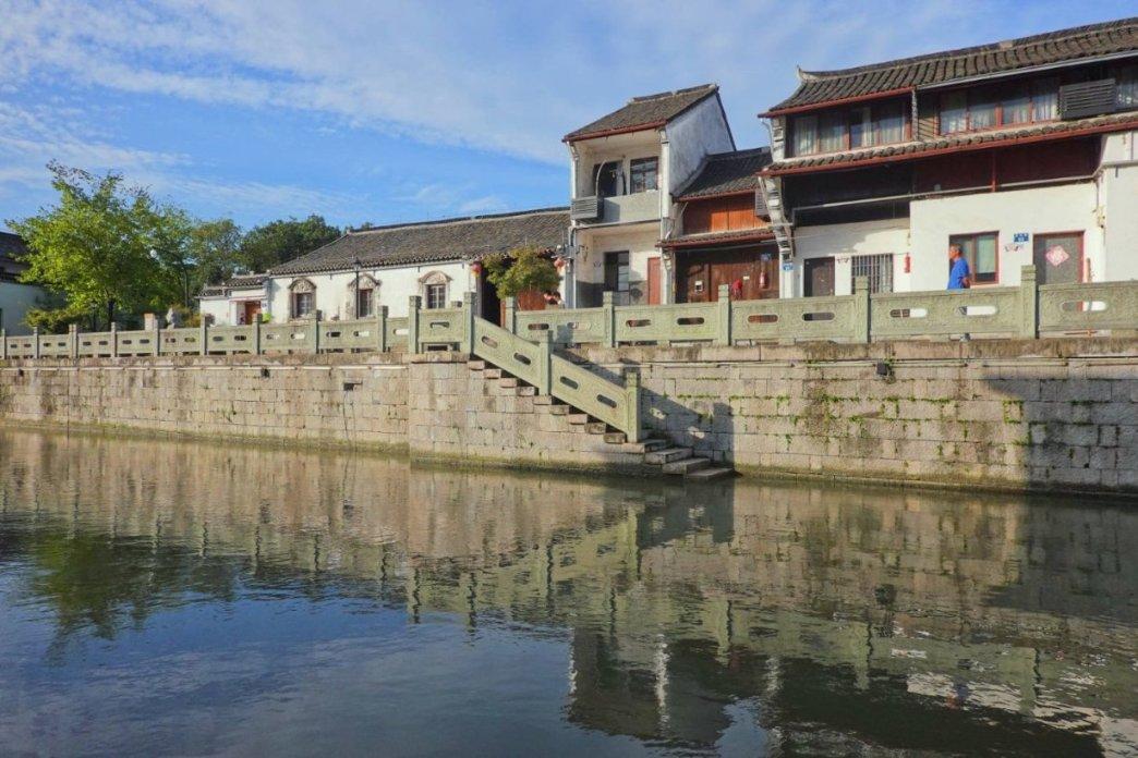 喀麦隆替补门将本场5次扑救,奥纳纳上一场0扑救丢3球